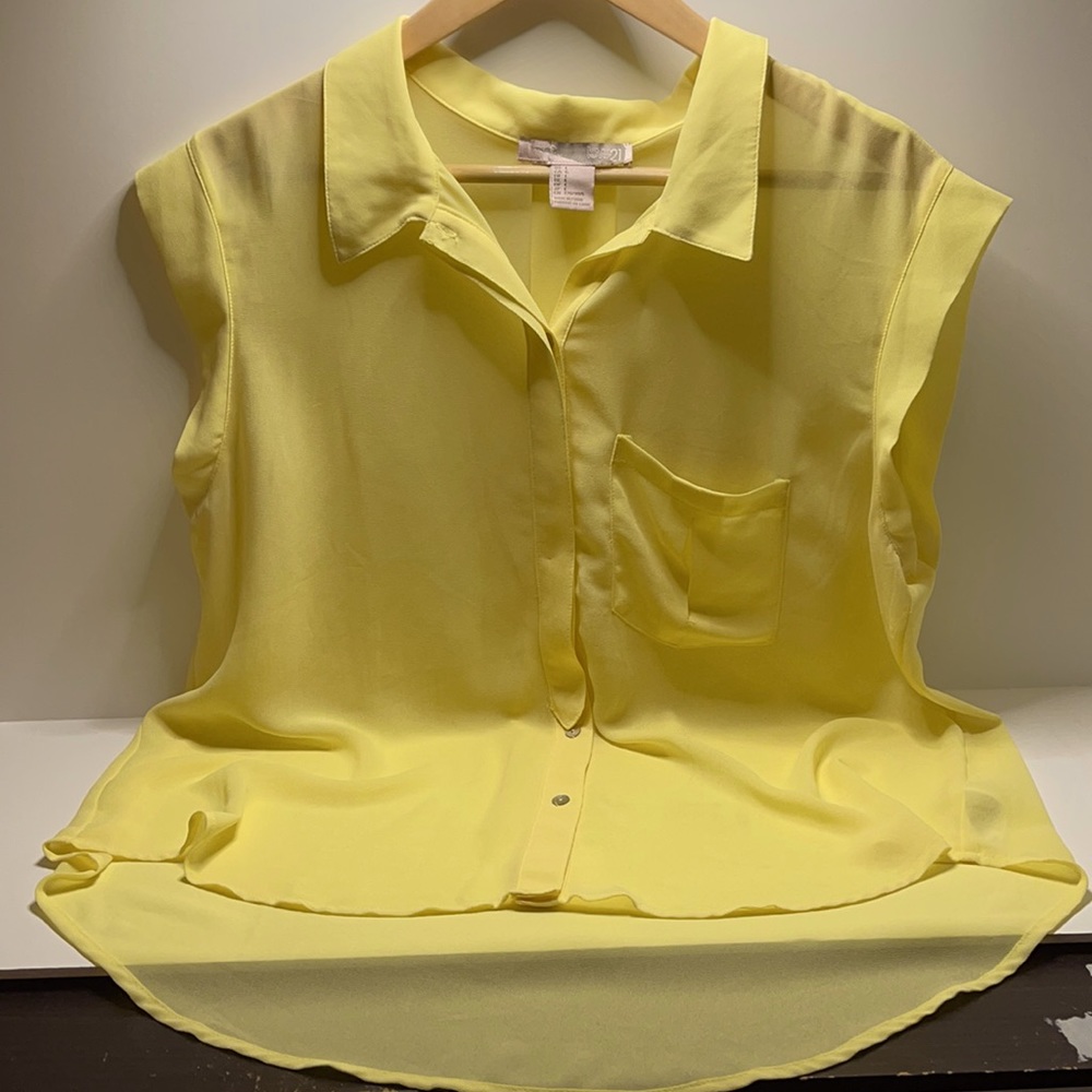 Used large love21 yellow blouse